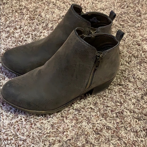 Booties! - Picture 3 of 4